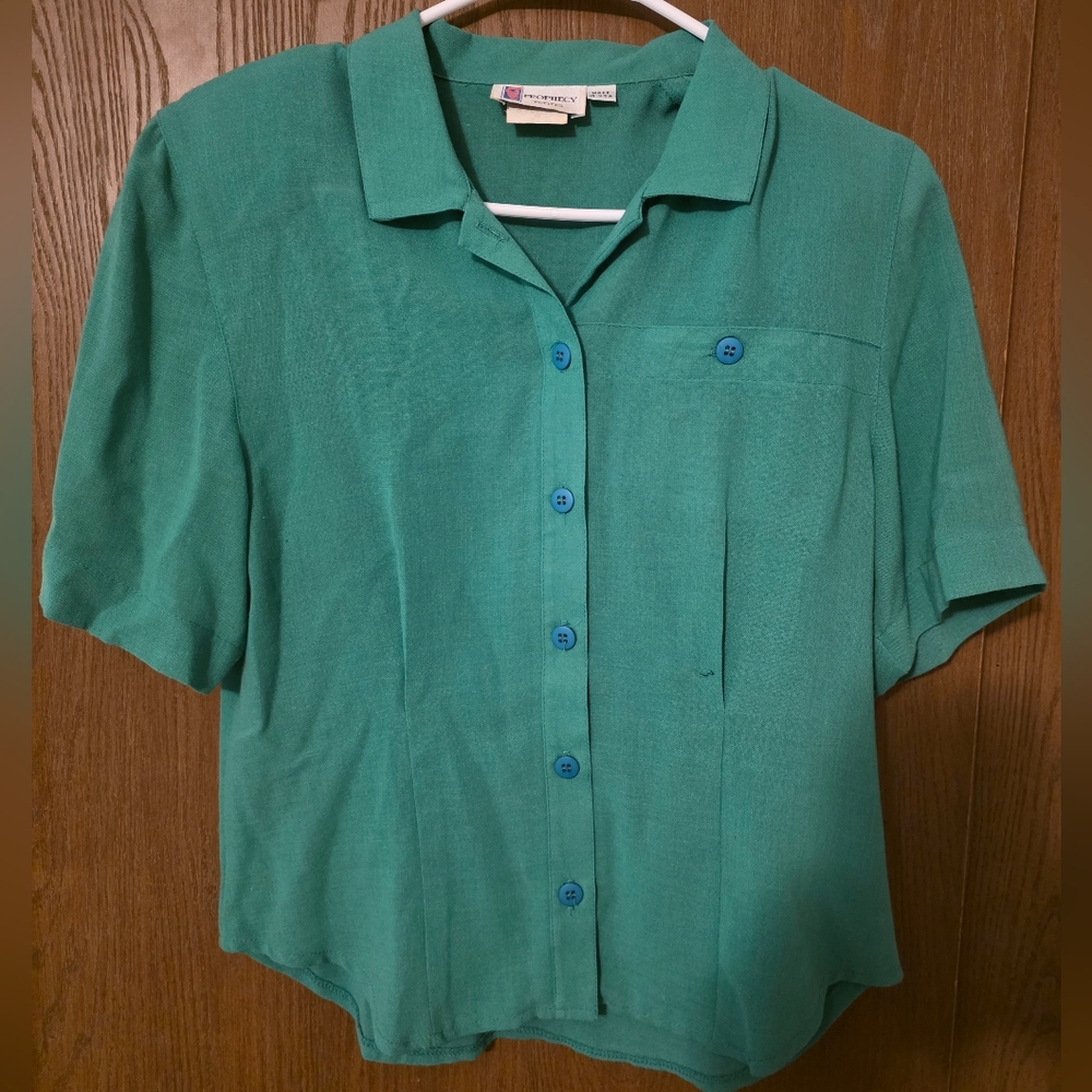 Green Button-Up Women's Top - Picture 1 of 3